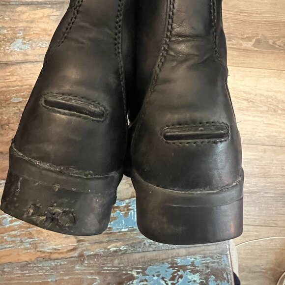 Girls Ariat Riding Boots, SZ 5 - Picture 7 of 8